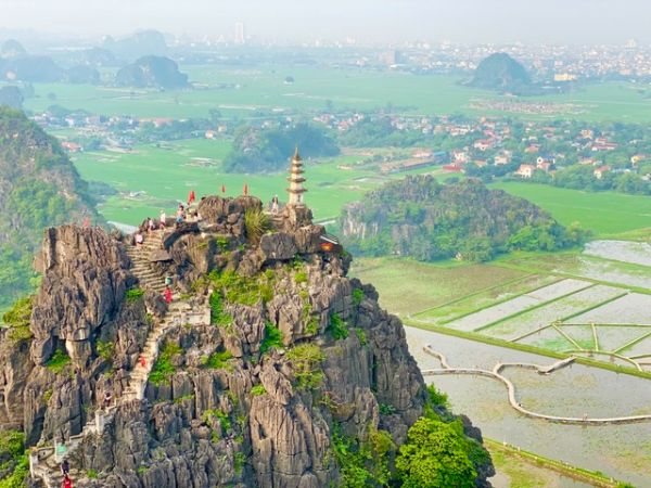 Mua Cave Ninh Binh